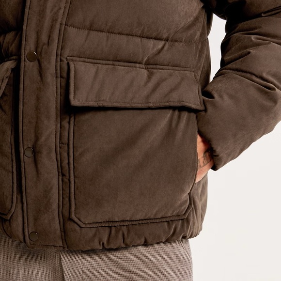 Abercrombie & Fitch | Hooded Ultra Utility Puffer - Picture 5 of 9
